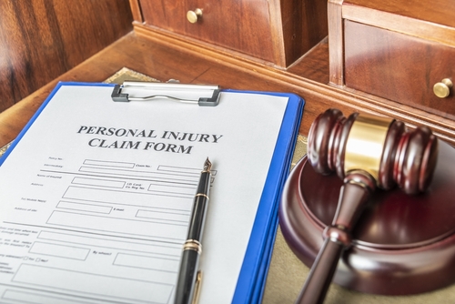 Navigating Personal Injury Claims: How to Find the Right Lawyer